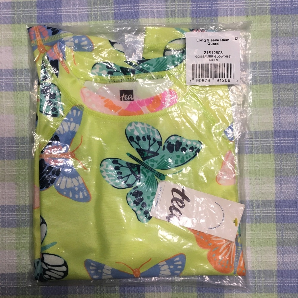 Tea Collection Long Sleeve Rash Guard - Picture 3 of 3